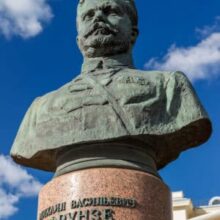Почему Сталин так усердно и благодарно увековечивал имена Фрунзе, Горького, Кирова. Русская Идея