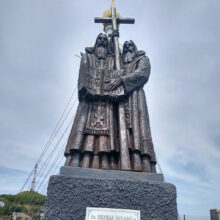 Во Владивостоке снесли ещё и памятник Святым равноапостольным Кириллу и Мефодию. Русская Идея