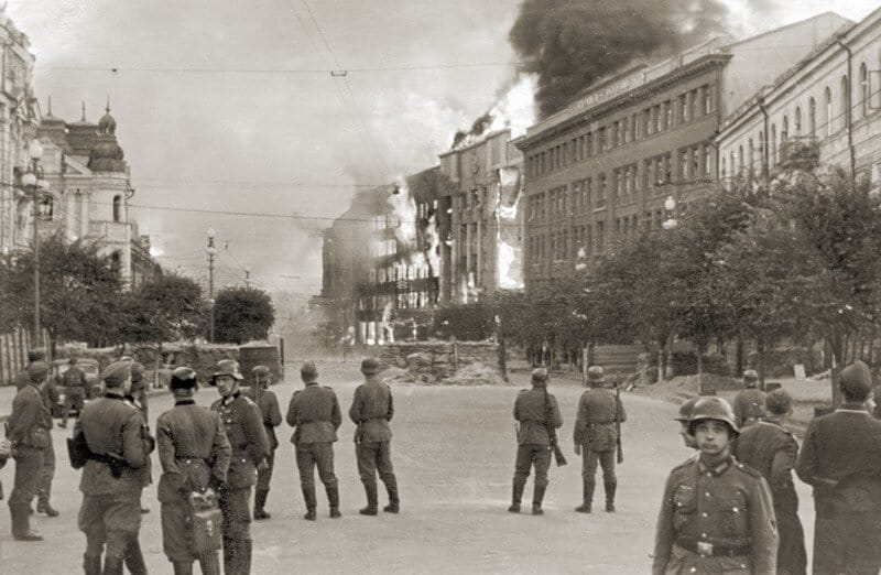 Зачем НКВД взорвало Киев?