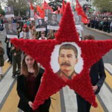 Ресоветизация. Корчи под незаржавленным прессом