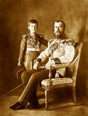 Государь Император Николай II и Наследник престола Цесаревич Алексей Николаевич