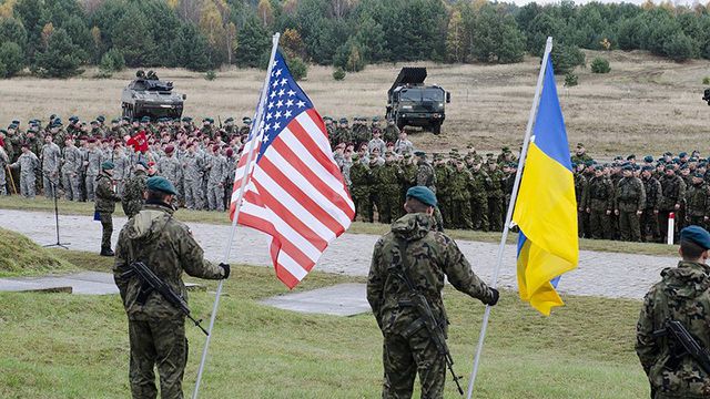 США и НАТО на Украине