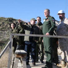 Хунта мстительно морит Донецк обезвоживанием. Чиновники Минобороны РФ в этом хорошо помогли.