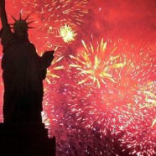 4 июля Национальный праздник США. Русская Идея